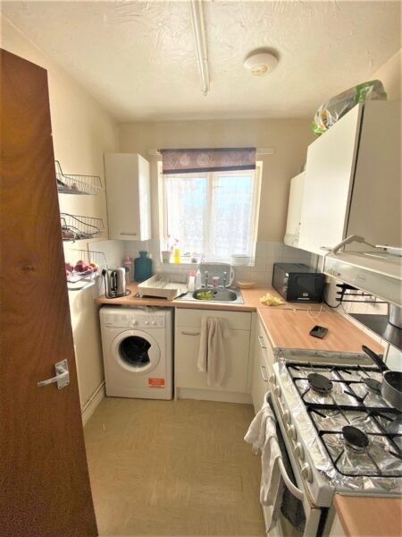 2 Bedroom Flat For Sale - High Wycombe