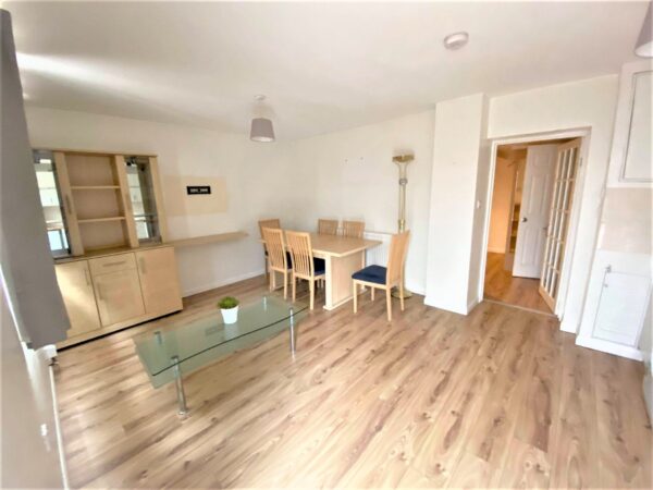 Studio Flat To Let - High Wycombe