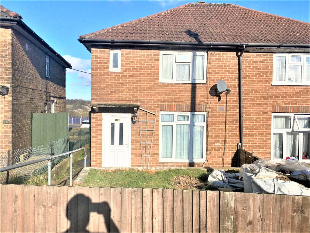 3 Bedroom House To Let - High Wycombe