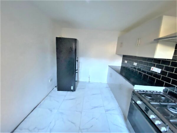 3 Bedroom House To Let - High Wycombe