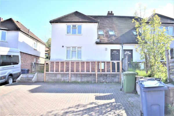 4 Bedroom House To Let - High Wycombe