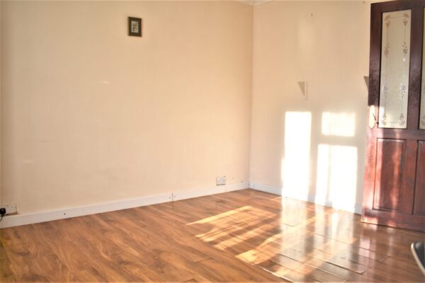 3 Bedroom Flat To Let - High Wycombe