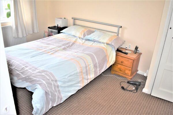 2 Bedroom Flat To Let - High Wycombe