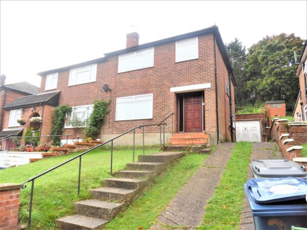 3/4 Bedroom House To Let - High Wycombe