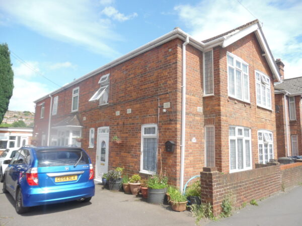 1 Bedroom Flat To Let - High Wycombe