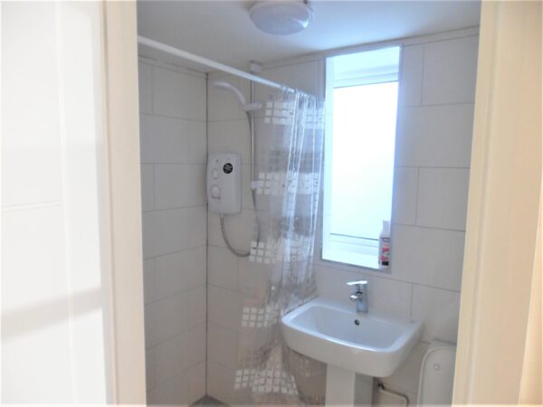 Studio Flat To Let - High Wycombe