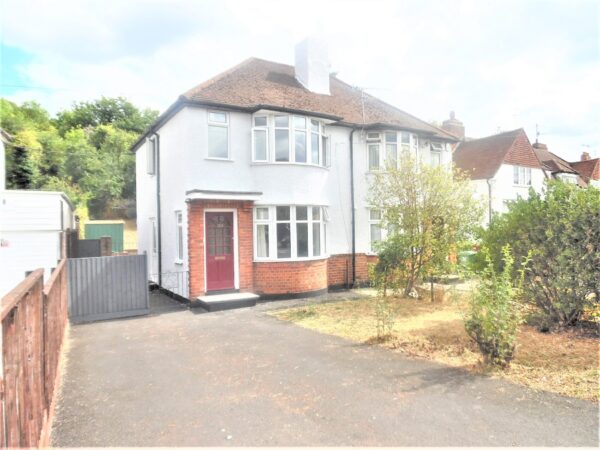 2 Bedroom House To Let - High Wycombe