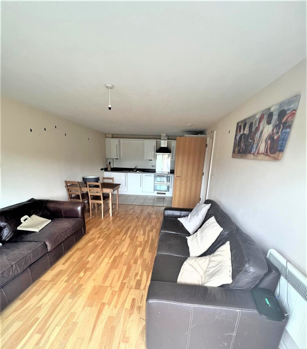 2 Bedroom Flat To Let - High Wycombe