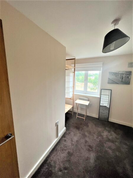 2 Bedroom Flat To Let - High Wycombe