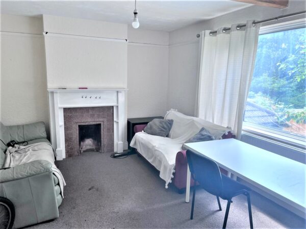 4 Bedroom House - High Wycombe