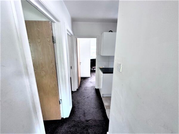 2/3 Bedroom Flat High Wycombe