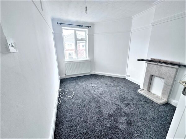 4 Bedroom Flat High Wycombe