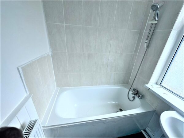 4 Bedroom Flat High Wycombe