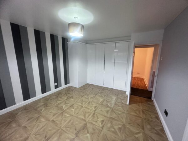 4 Bedroom House - Stoke On Trent