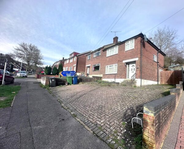 3 Bedroom House - High Wycombe