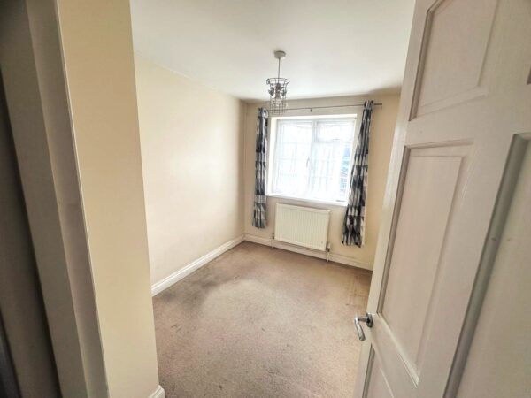 3 Bedroom House - High Wycombe