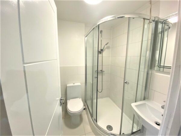 Studio Flat To Let - High Wycombe