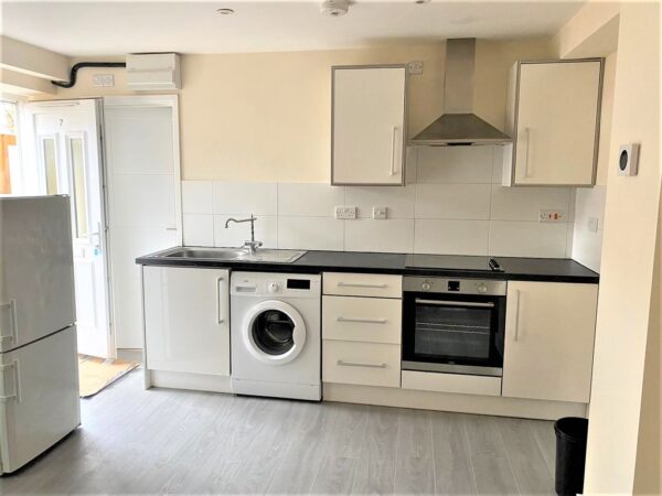 Studio Flat To Let - High Wycombe