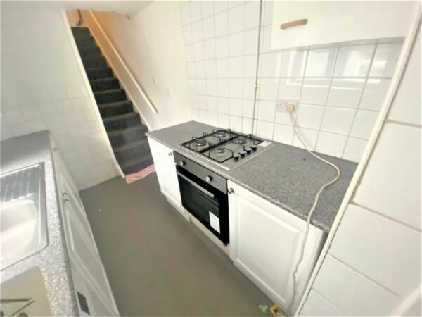 2 Bedroom Flat - High Wycombe