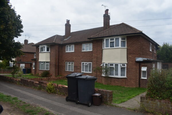 2 Bedroom Flat To Let - HP12