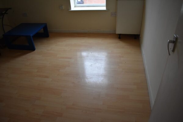 2 Bedroom Flat To Let - HP11