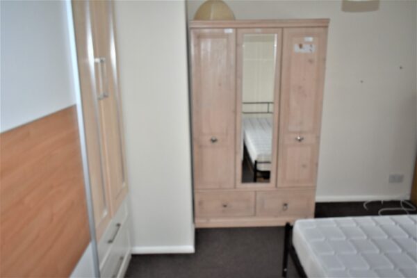 3/4 Bedroom House To Let - HP12