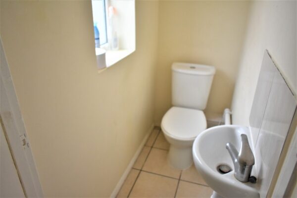 3/4 Bedroom House To Let - HP12