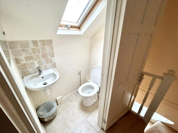 4 Bedroom House To Let - HP13