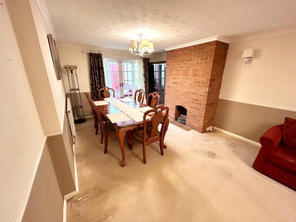 4 Bedroom House To Let - HP13