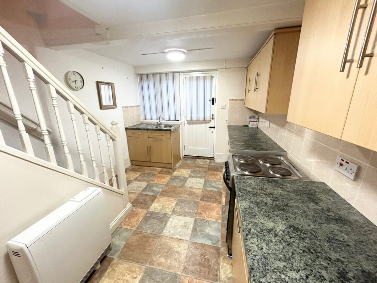 1 Bedroom Cottage To Let - HP13