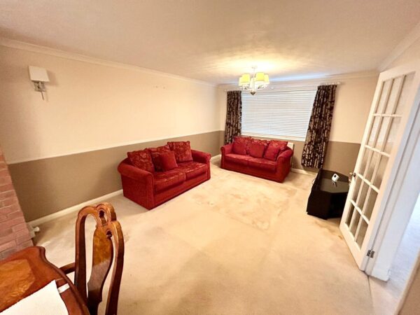 4 Bedroom House To Let - HP13