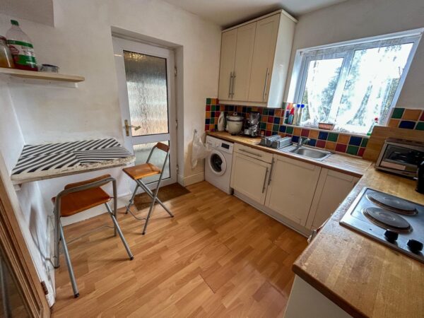 4 Bedroom House To Let - High Wycombe