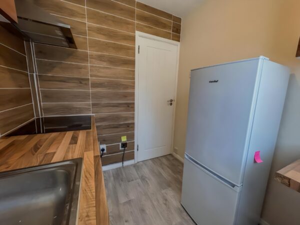 1 Bedroom Flat To Let - HP12