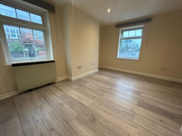 1 Bedroom Flat To Let - HP12