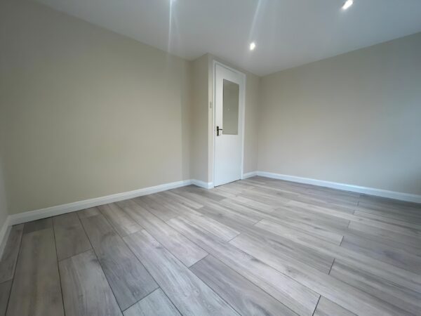 1 Bedroom Flat To Let - HP12