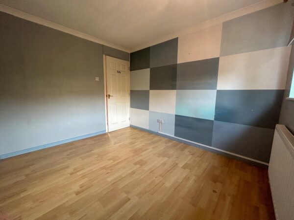 2 Bedroom Maisonette To Let - HP13