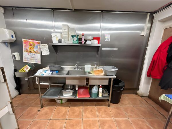 Commercial Kitchen To Let - HP11