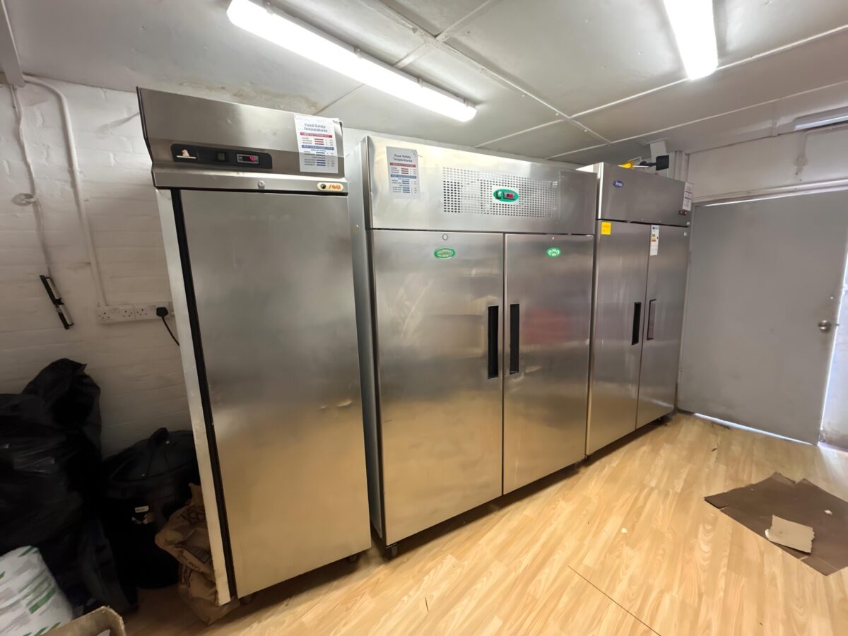 Commercial Kitchen To Let - HP11