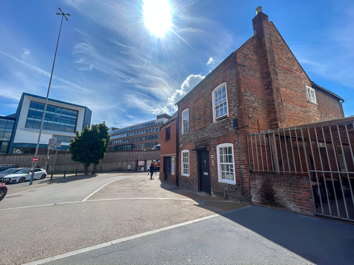 3 Storey Office Premises To Let - HP11