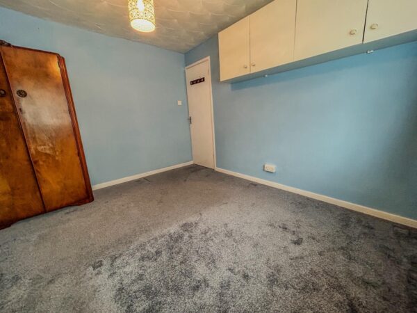 3 Bedroom House To Let - HP13