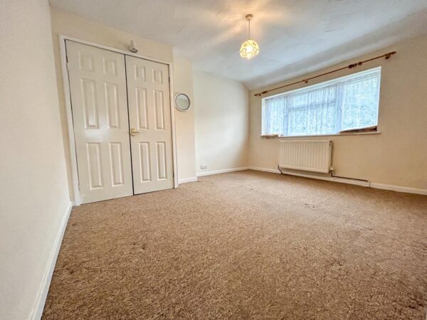 3 Bedroom House To Let - HP13