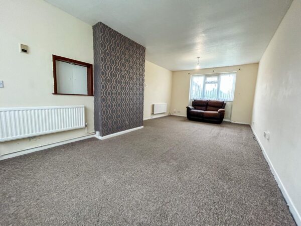 3 Bedroom House To Let - HP12