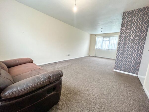 3 Bedroom House To Let - HP12