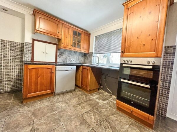 3 Bedroom House To Let - HP12