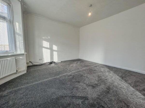 4 Bedroom House To Let - HP12