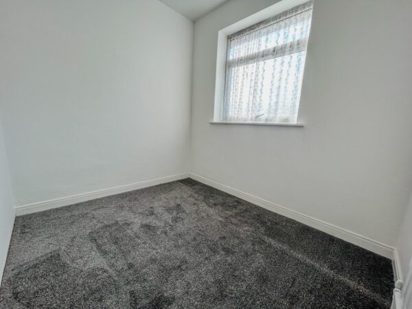 4 Bedroom House To Let - HP12