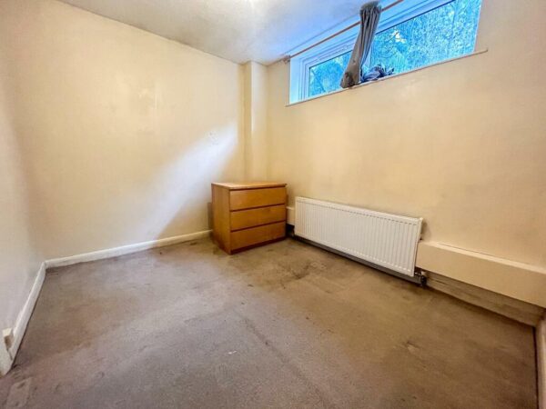 2 Bedroom Flat To Let (All Bills Included)