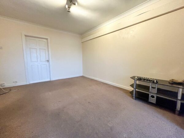 2 Bedroom Flat To Let (All Bills Included)