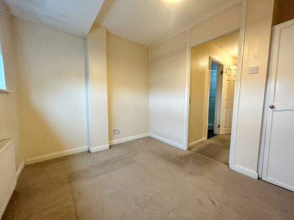 2 Bedroom Flat To Let (All Bills Included)