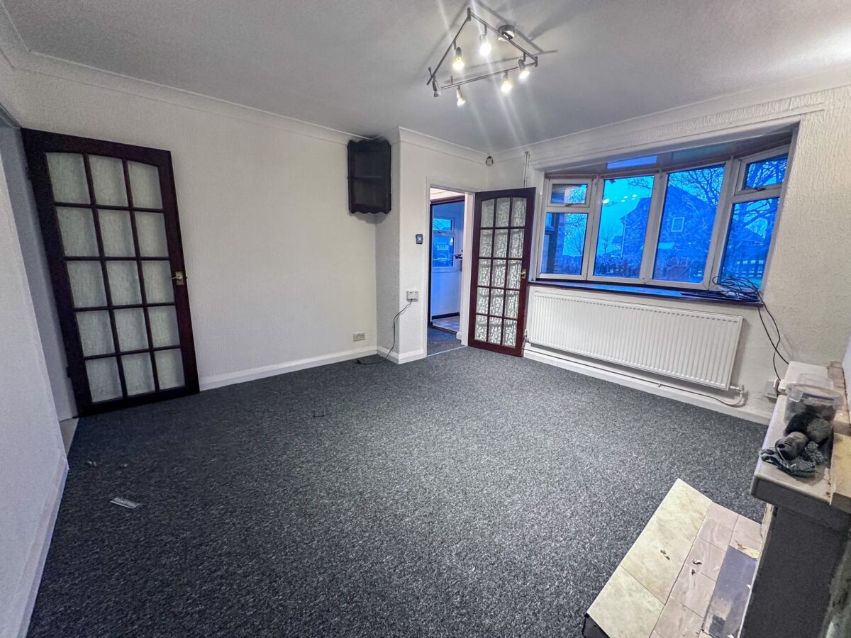 2 Bedroom House To Let - ST6